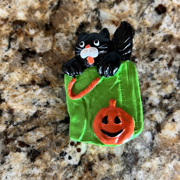 Novelty Halloween Brooch Lot of 3 - Picture 4 of 7